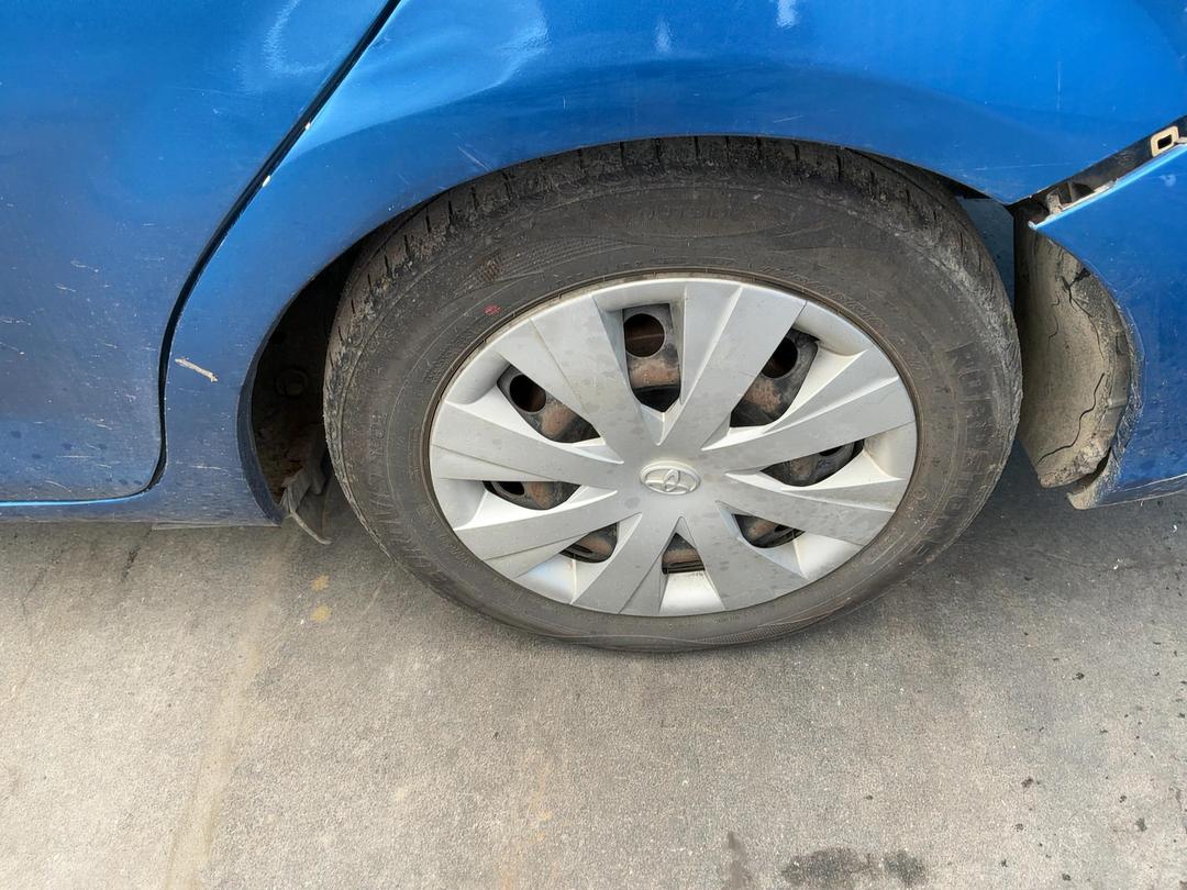 Photo '41' of Toyota Corolla Fielder Hybrid