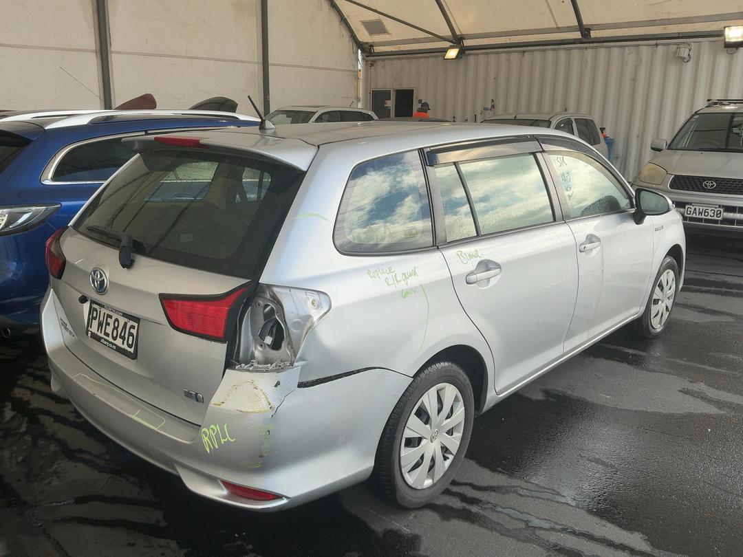 Photo '5' of Toyota Corolla Fielder