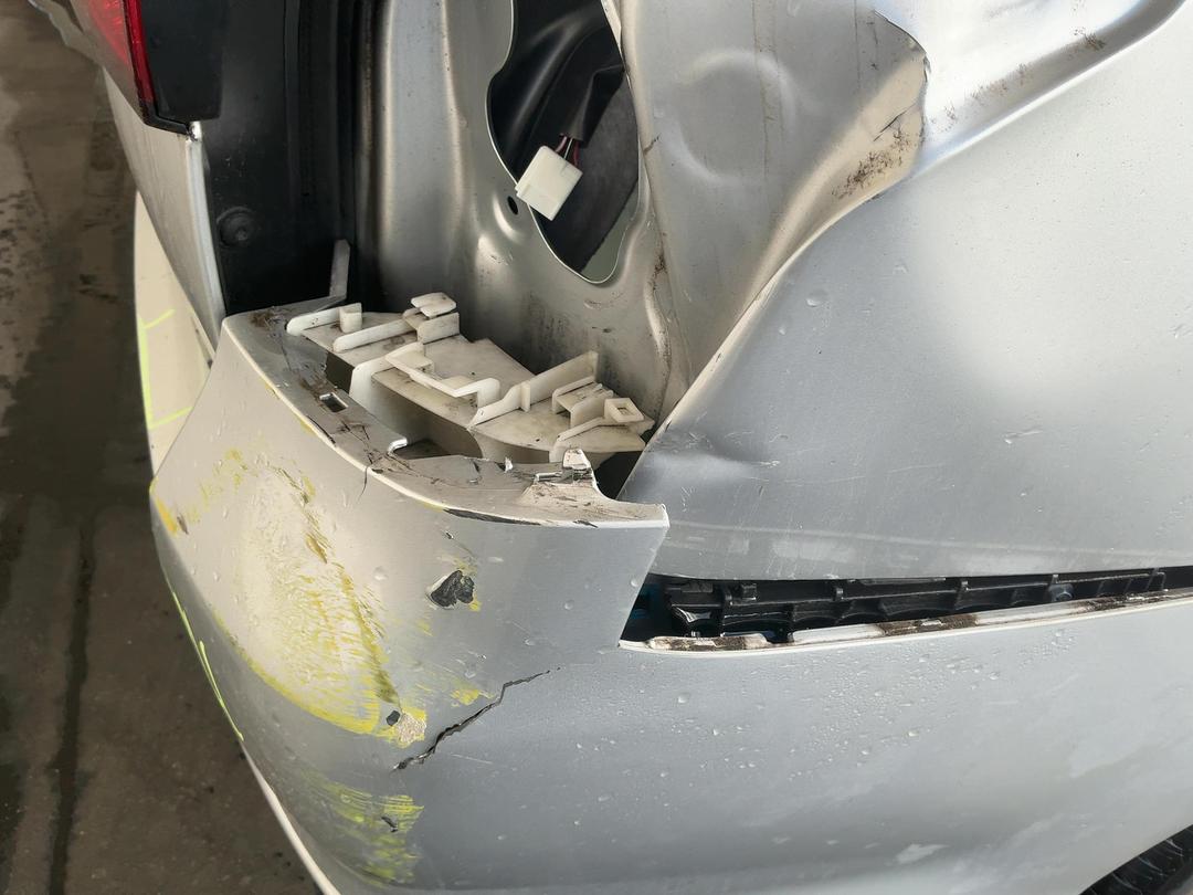 Photo '7' of Toyota Corolla Fielder