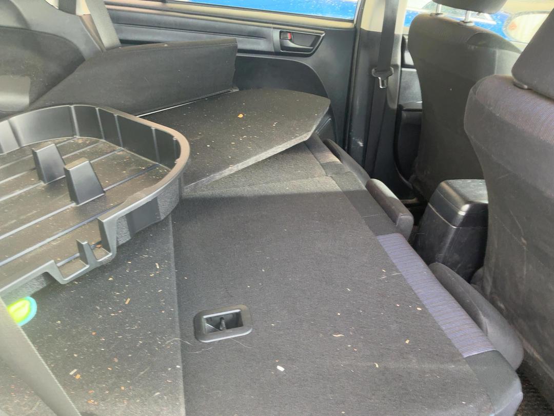 Photo '11' of Toyota Corolla Fielder