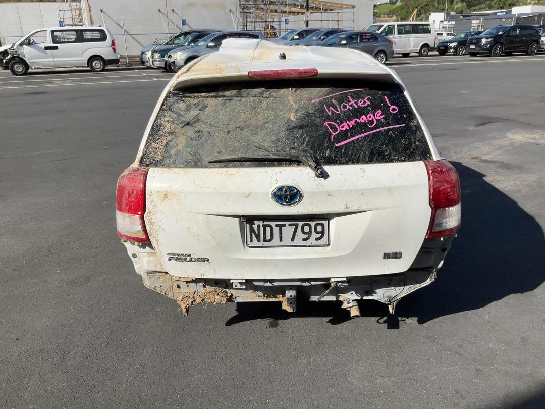 Photo '6' of Toyota Corolla Fielder