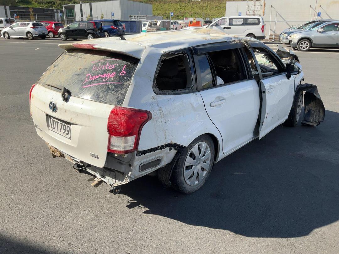 Photo '7' of Toyota Corolla Fielder