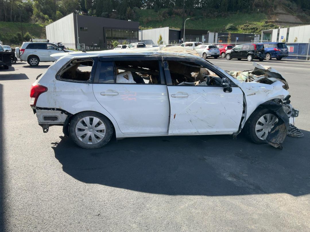 Photo '8' of Toyota Corolla Fielder