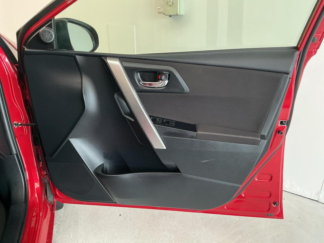 Photo '15' of Toyota Corolla