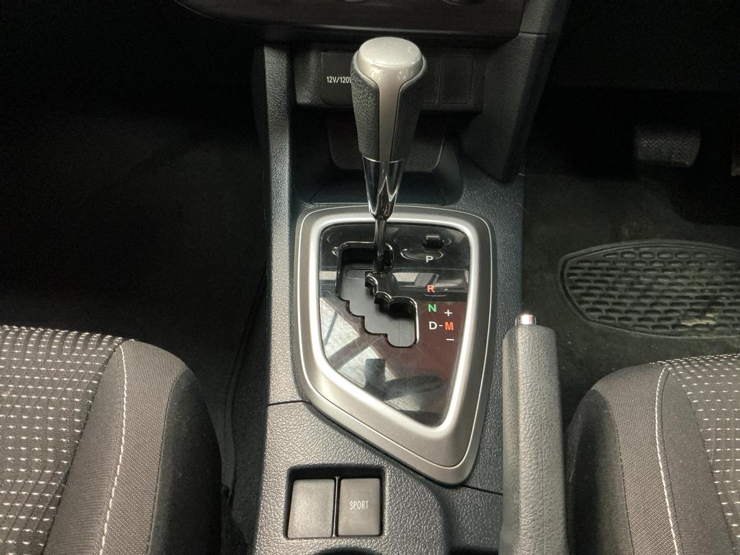 Photo '23' of Toyota Corolla