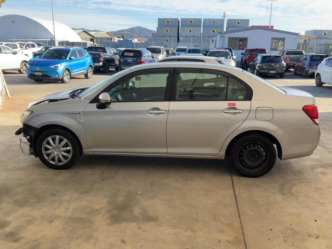 Photo '5' of Toyota Corolla Axio Photo '5' of Toyota Corolla Axio