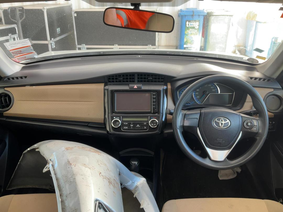 Photo '17' of Toyota Corolla Axio Photo '17' of Toyota Corolla Axio