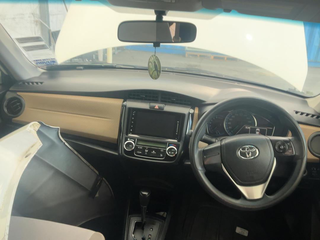 Photo '23' of Toyota Corolla Axio Photo '23' of Toyota Corolla Axio