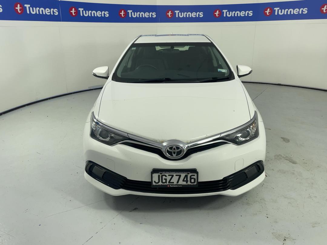 Photo '2' of Toyota Corolla