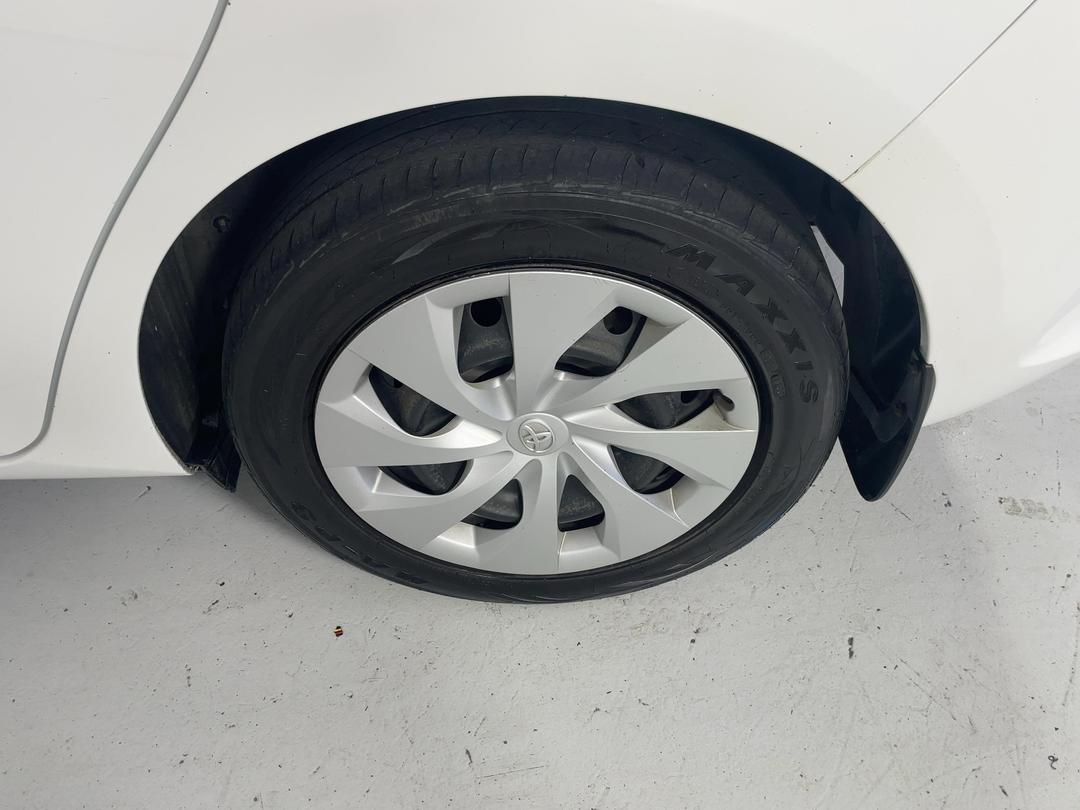 Photo '11' of Toyota Corolla