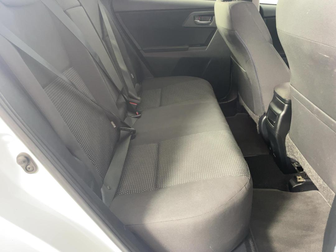 Photo '20' of Toyota Corolla