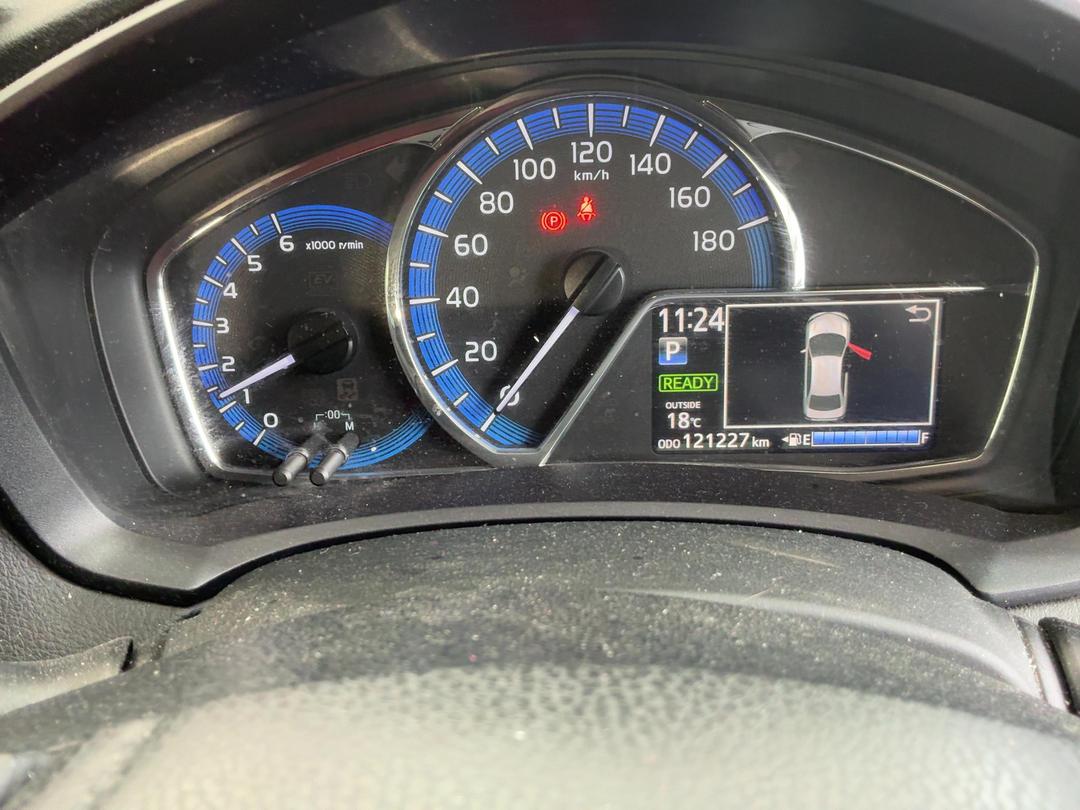 Photo '14' of Toyota Corolla Axio Photo '14' of Toyota Corolla Axio
