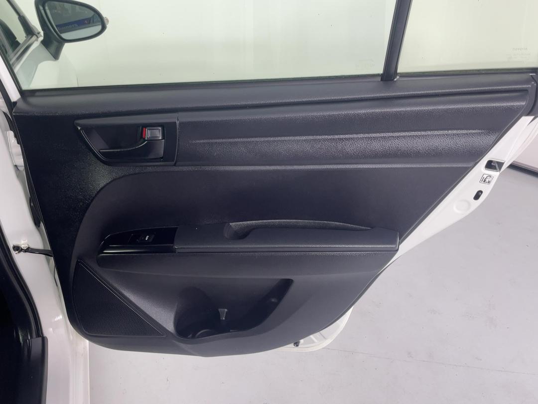 Photo '19' of Toyota Corolla