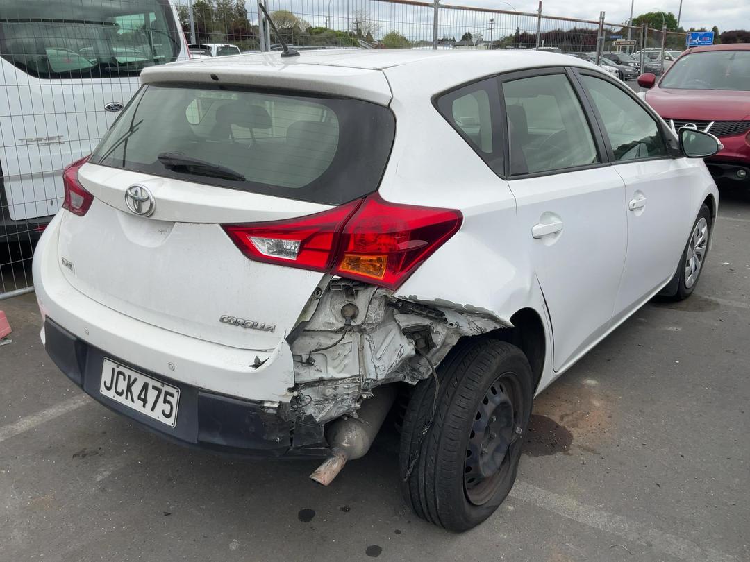 Photo '4' of Toyota Corolla GX