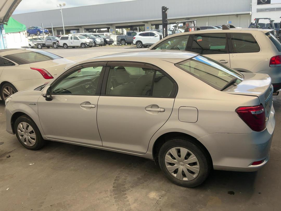 Photo '9' of Toyota Corolla Axio Photo '9' of Toyota Corolla Axio