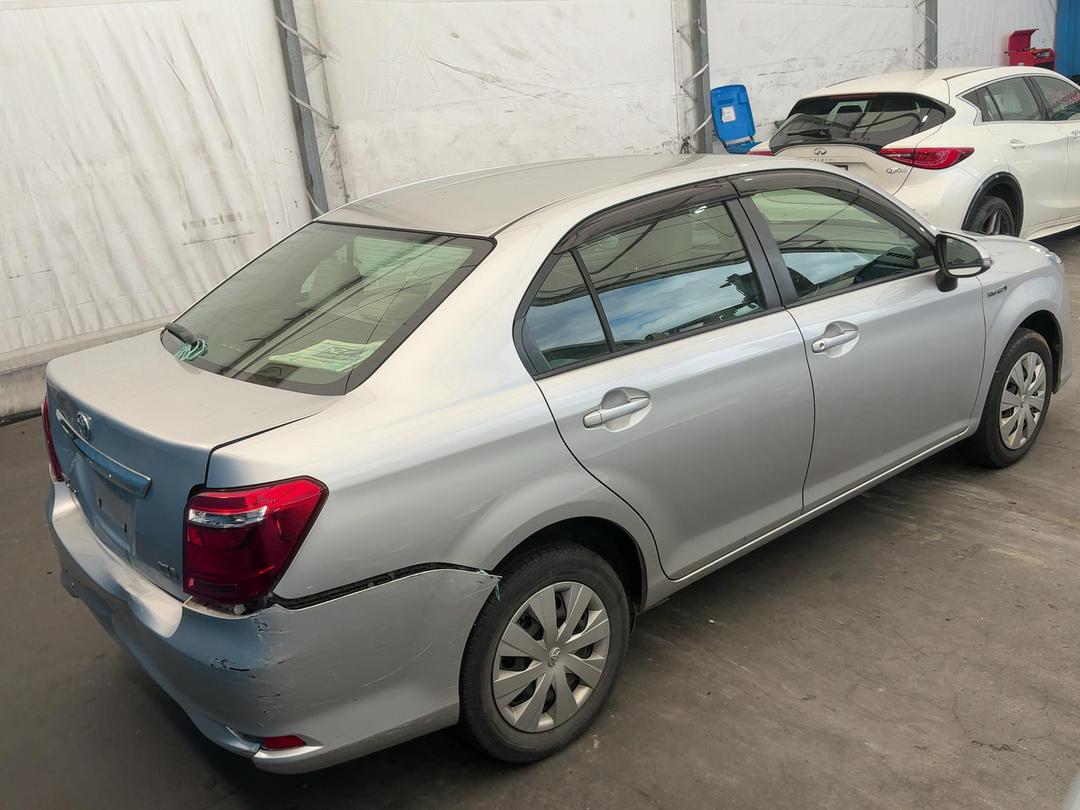 Photo '13' of Toyota Corolla Axio Photo '13' of Toyota Corolla Axio