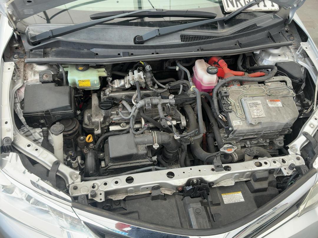 Photo '18' of Toyota Corolla Axio Photo '18' of Toyota Corolla Axio