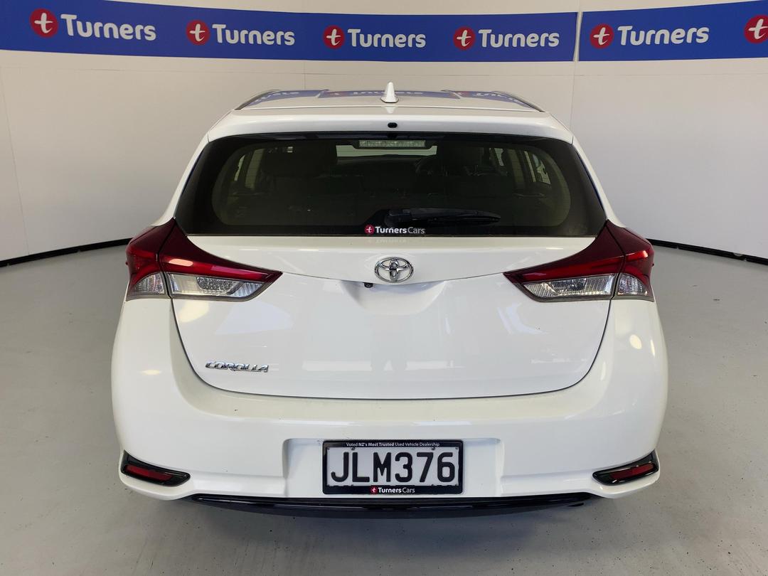 Photo '6' of Toyota Corolla
