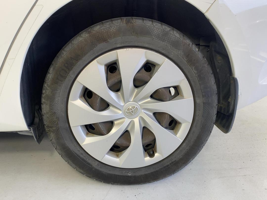 Photo '11' of Toyota Corolla