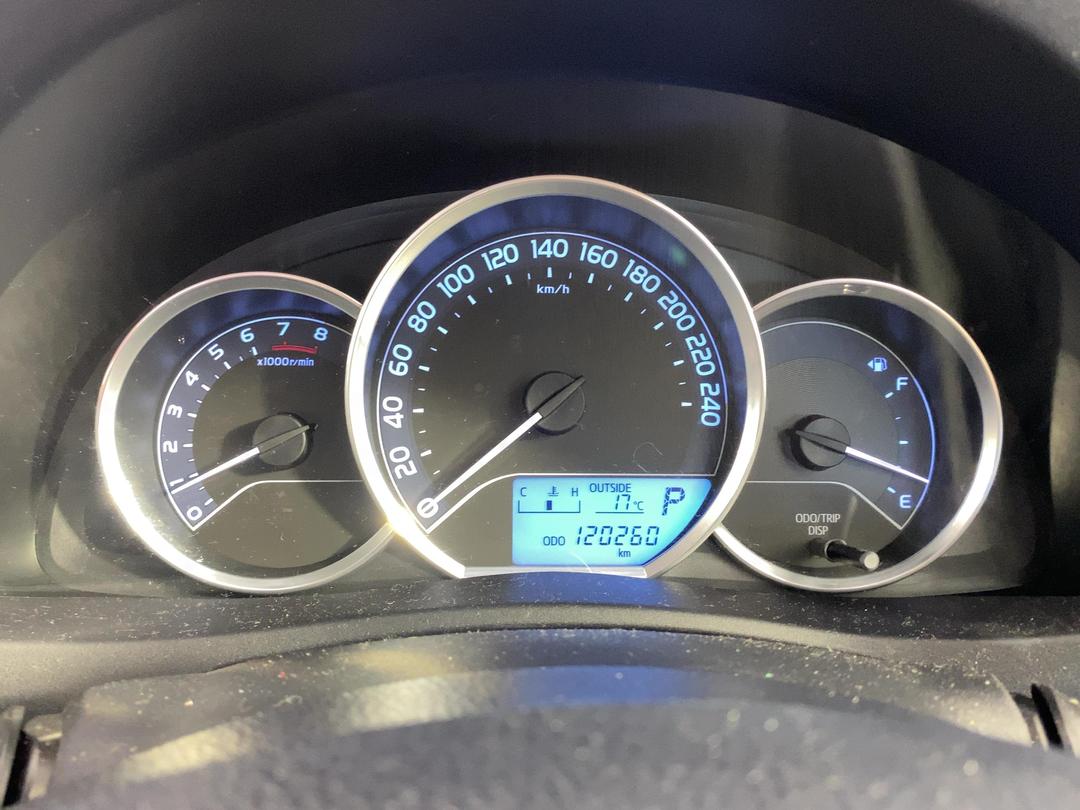 Photo '21' of Toyota Corolla