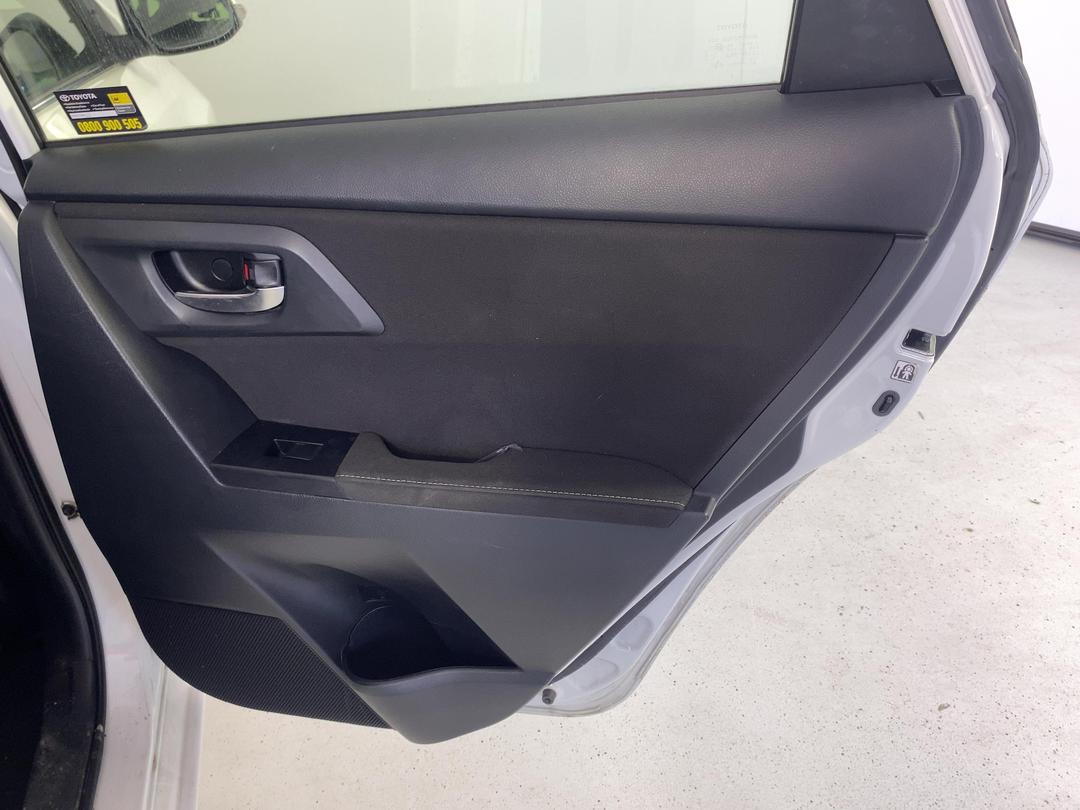 Photo '19' of Toyota Corolla
