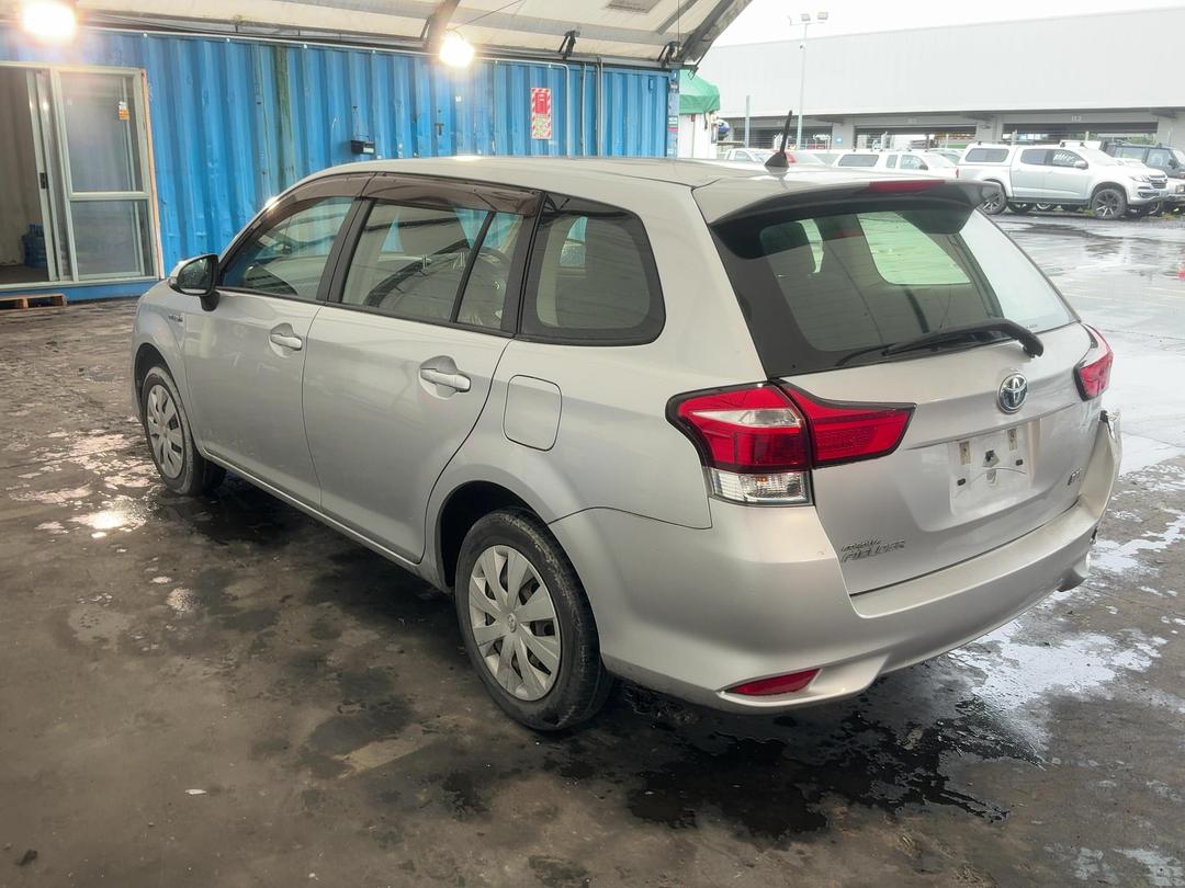 Photo '8' of Toyota Corolla Fielder Photo '8' of Toyota Corolla Fielder
