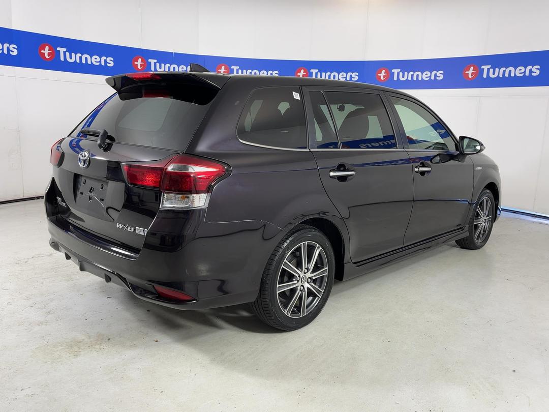 Photo '7' of Toyota Corolla Fielder