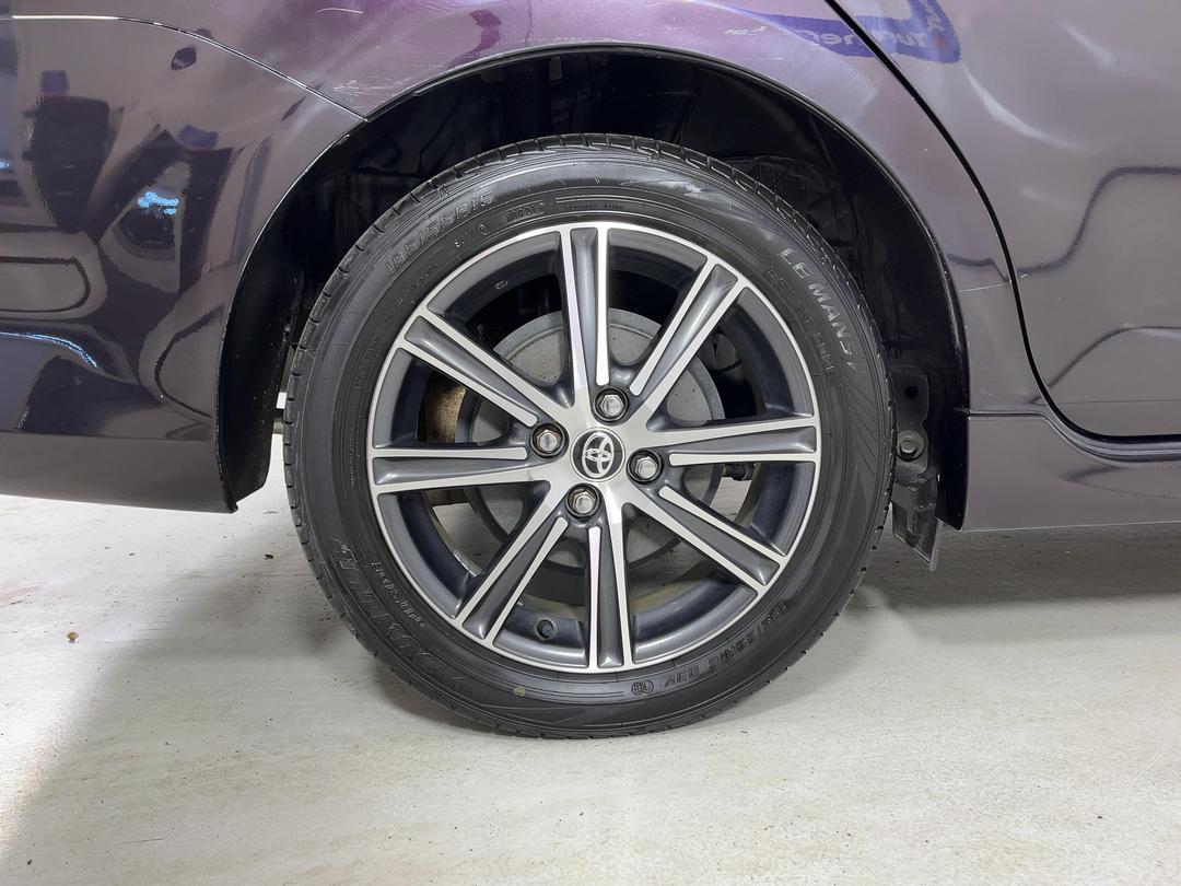 Photo '12' of Toyota Corolla Fielder