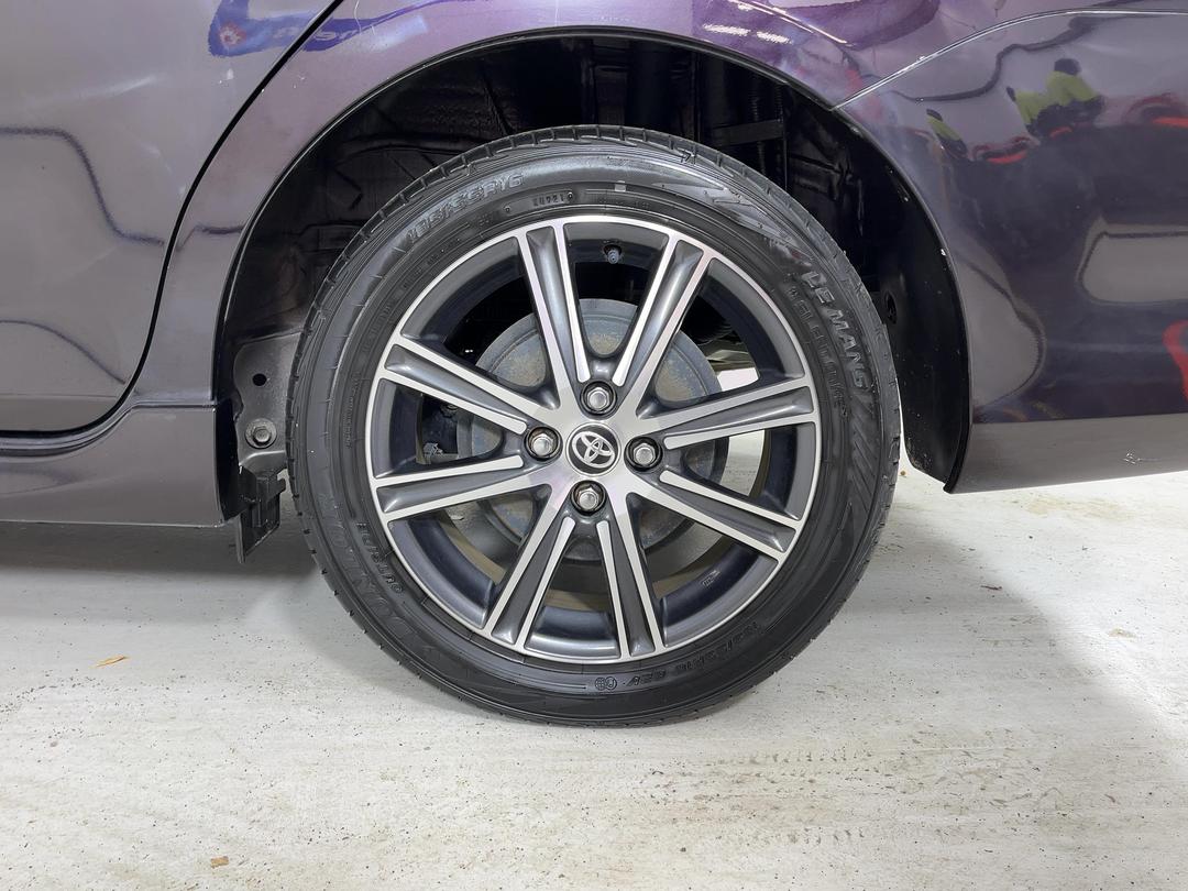 Photo '11' of Toyota Corolla Fielder