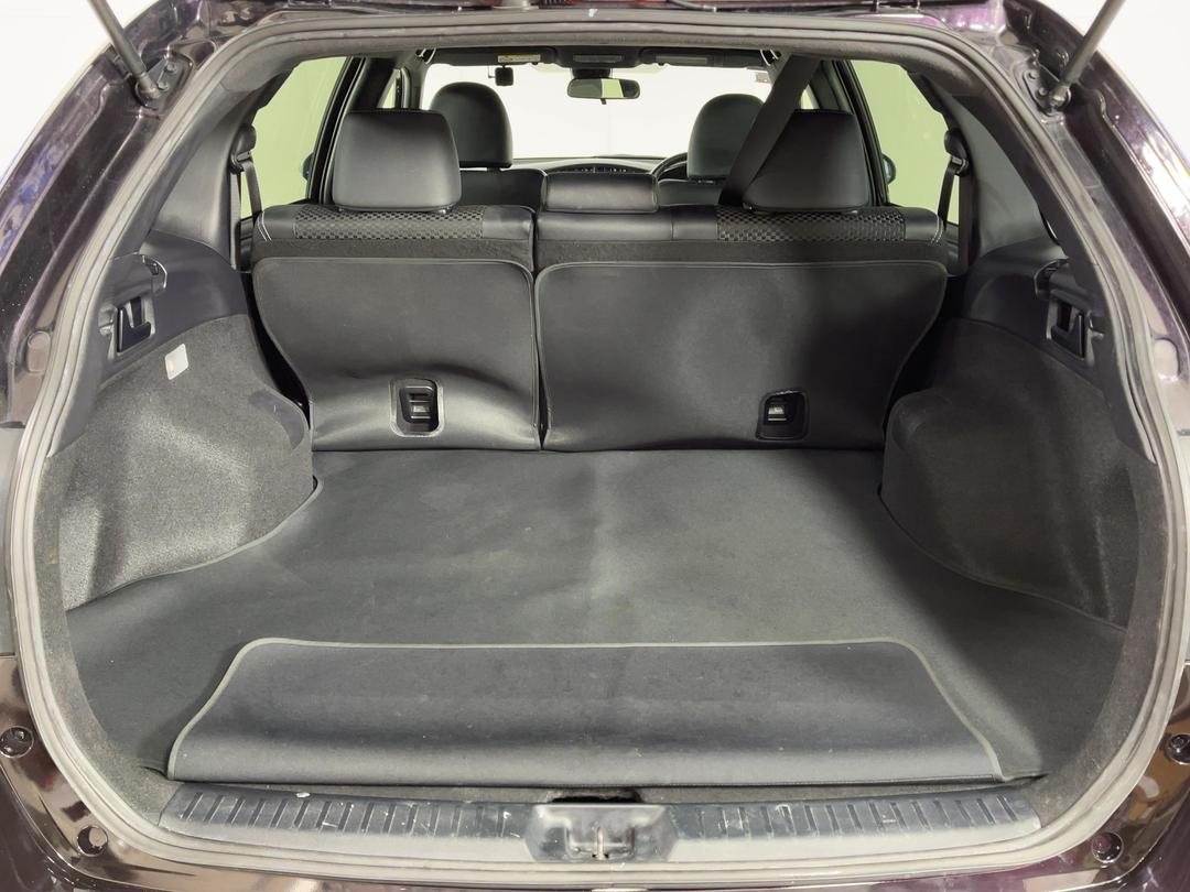 Photo '14' of Toyota Corolla Fielder