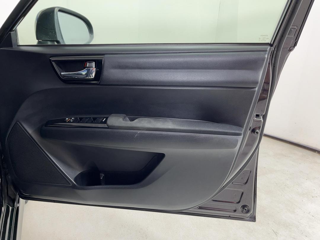 Photo '15' of Toyota Corolla Fielder