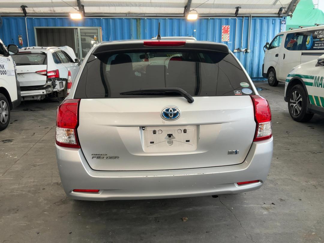 Photo '5' of Toyota Corolla Fielder Photo '5' of Toyota Corolla Fielder