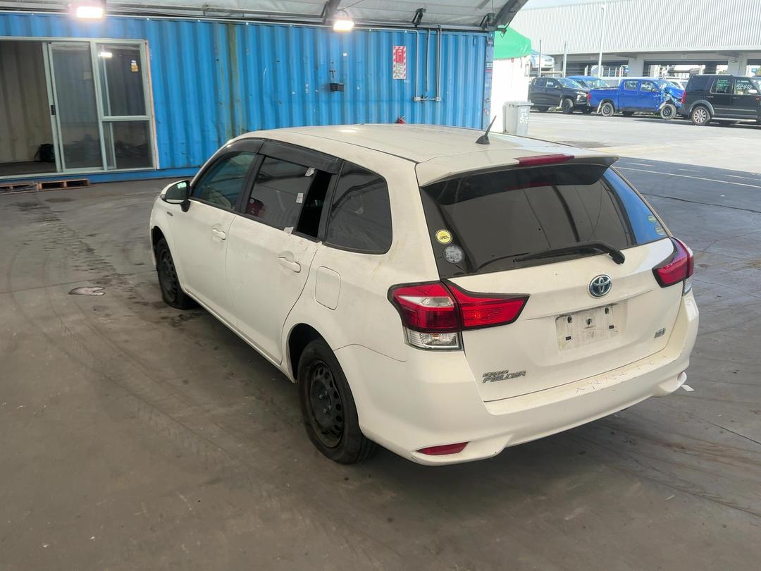 Photo '6' of Toyota Corolla Fielder
