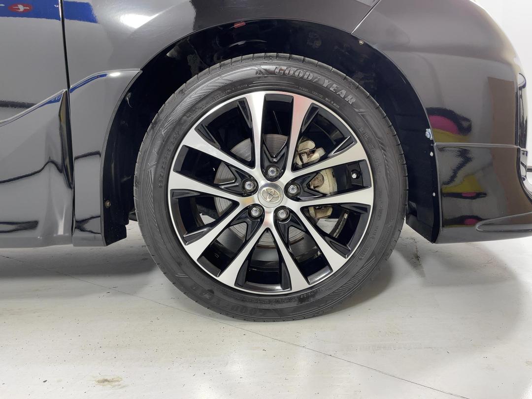 Photo '9' of Toyota Estima