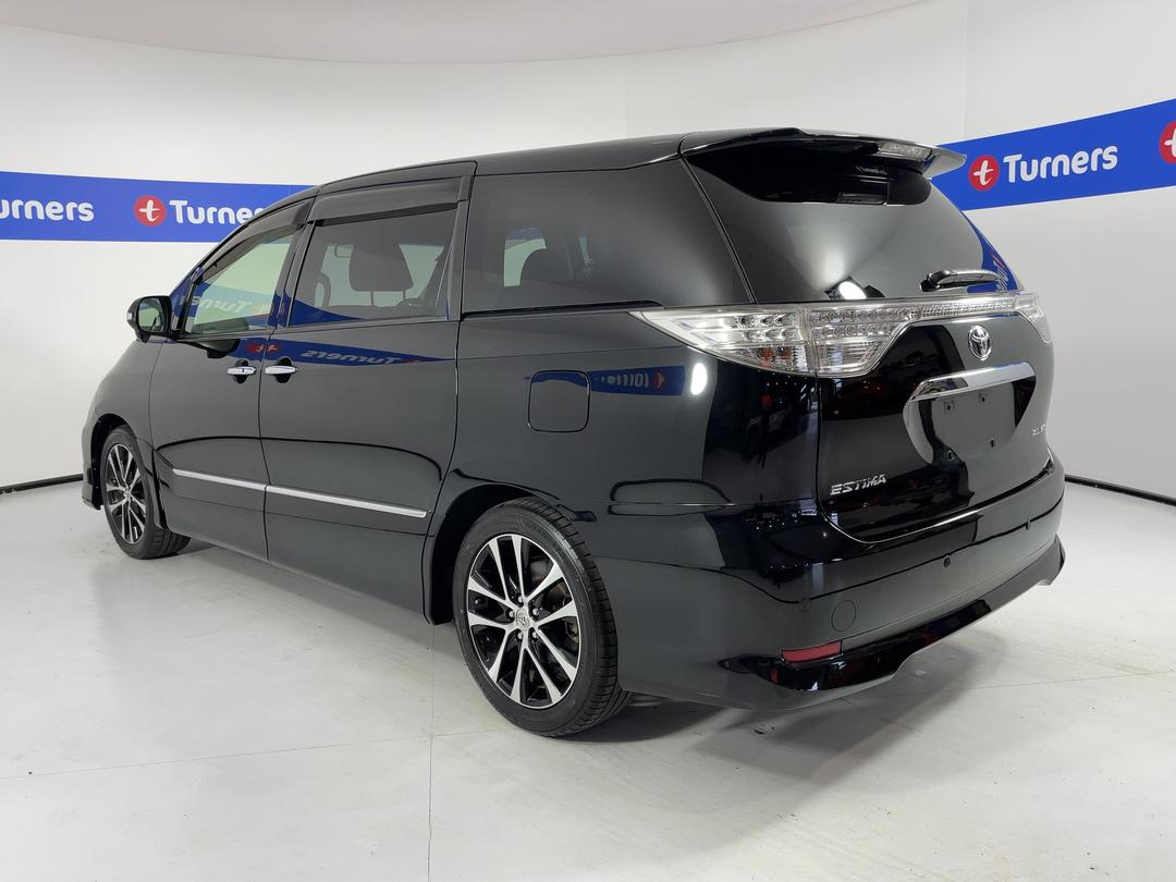 Photo '5' of Toyota Estima