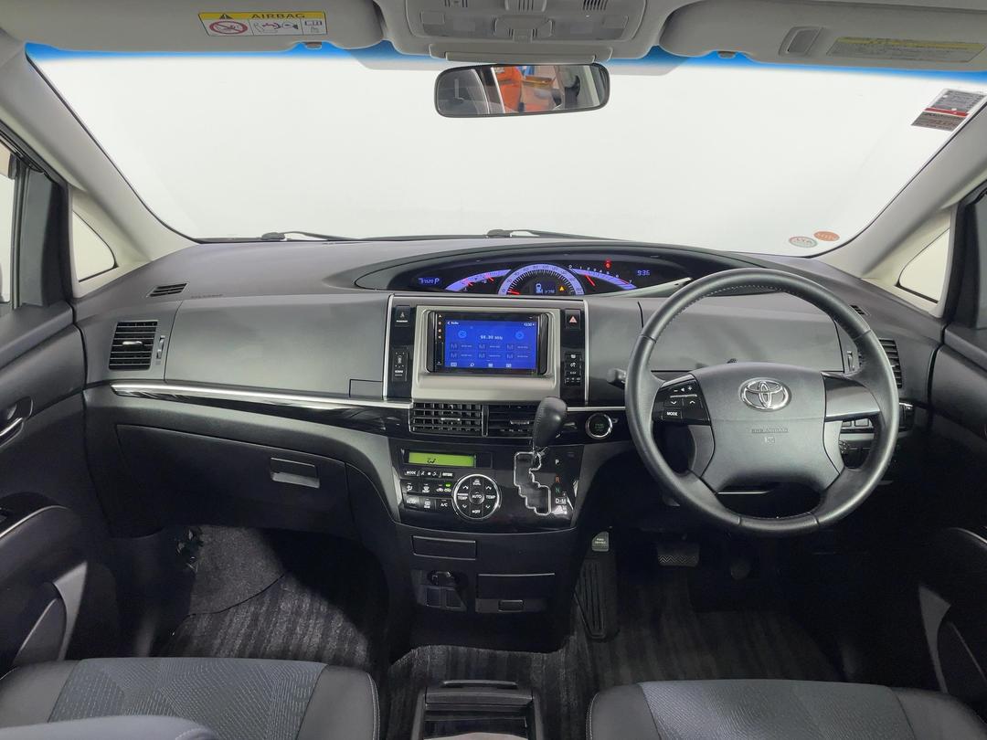 Photo '17' of Toyota Estima