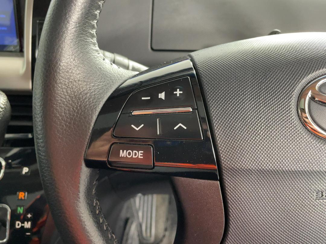 Photo '24' of Toyota Estima