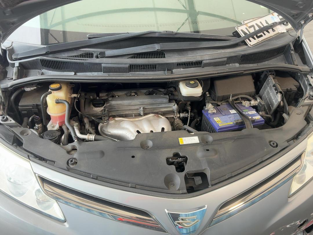 Photo '12' of Toyota Estima Photo '12' of Toyota Estima