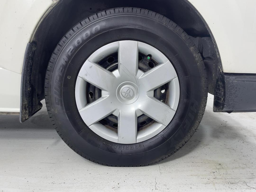 Photo '9' of Toyota Hiace