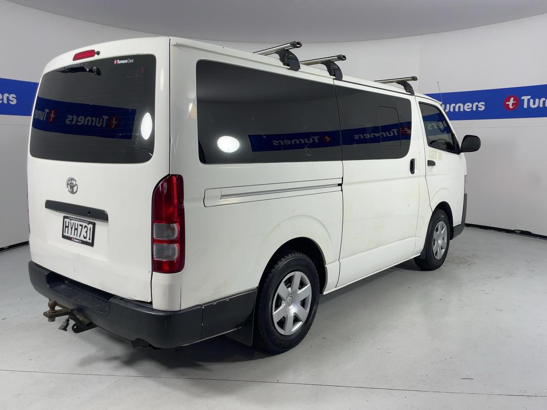 Photo '7' of Toyota Hiace