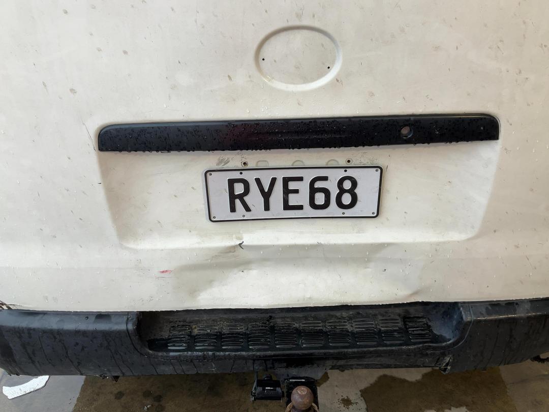 Photo '15' of Toyota Hiace ZL TD Photo '15' of Toyota Hiace ZL TD