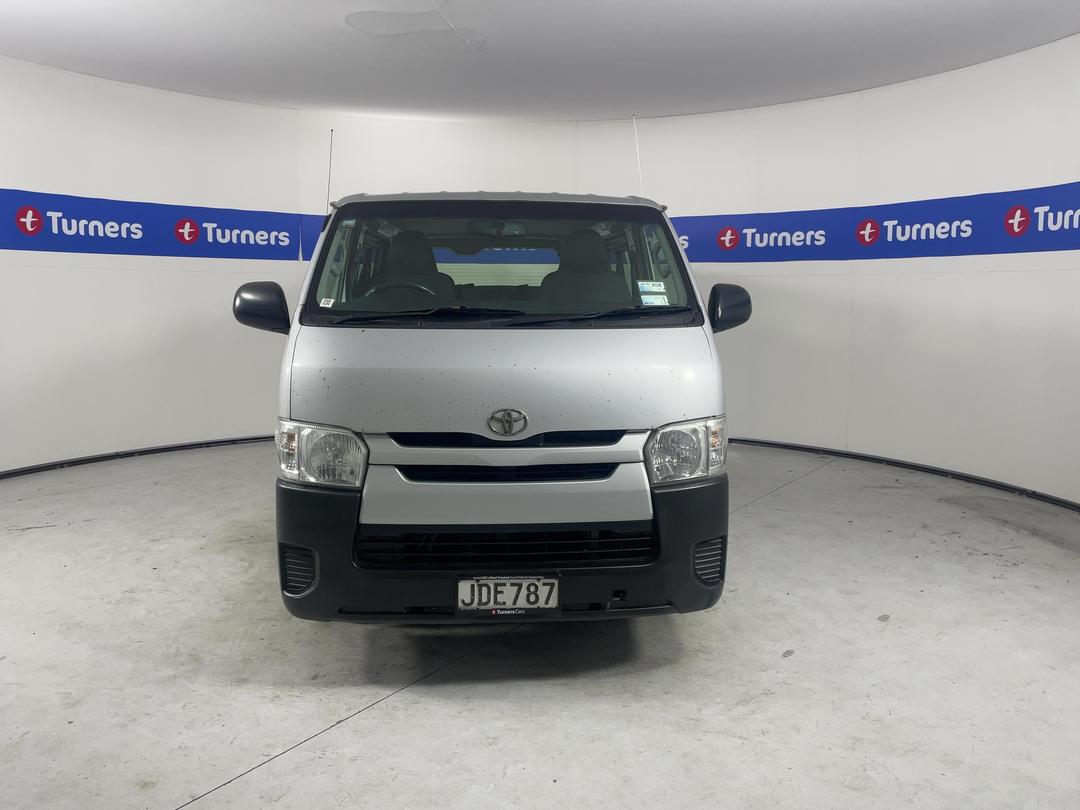 Photo '2' of Toyota Hiace