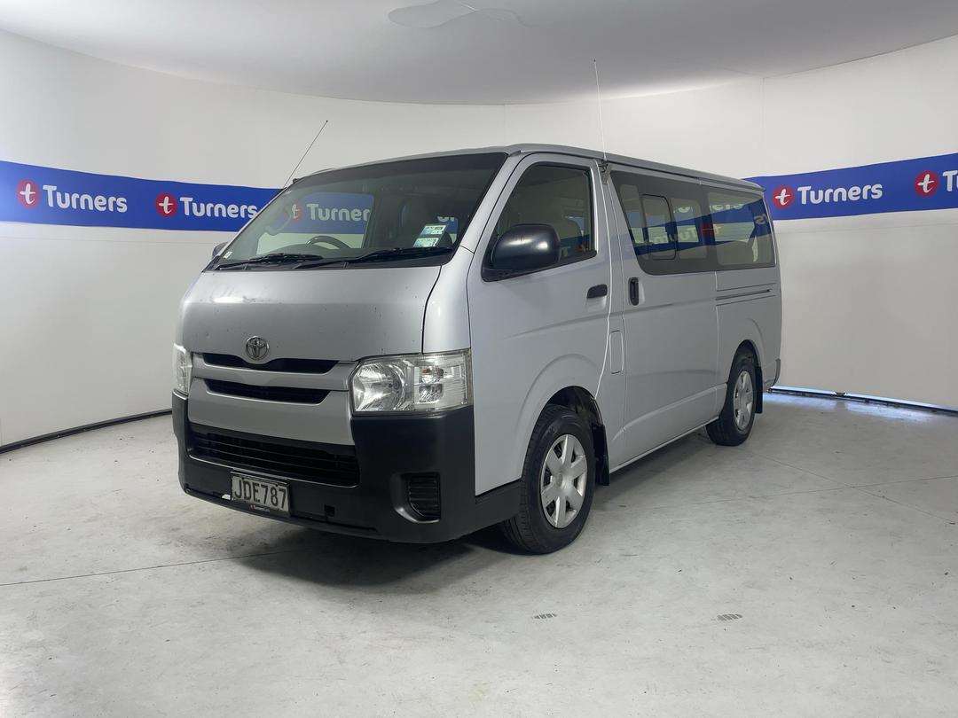 Photo '4' of Toyota Hiace