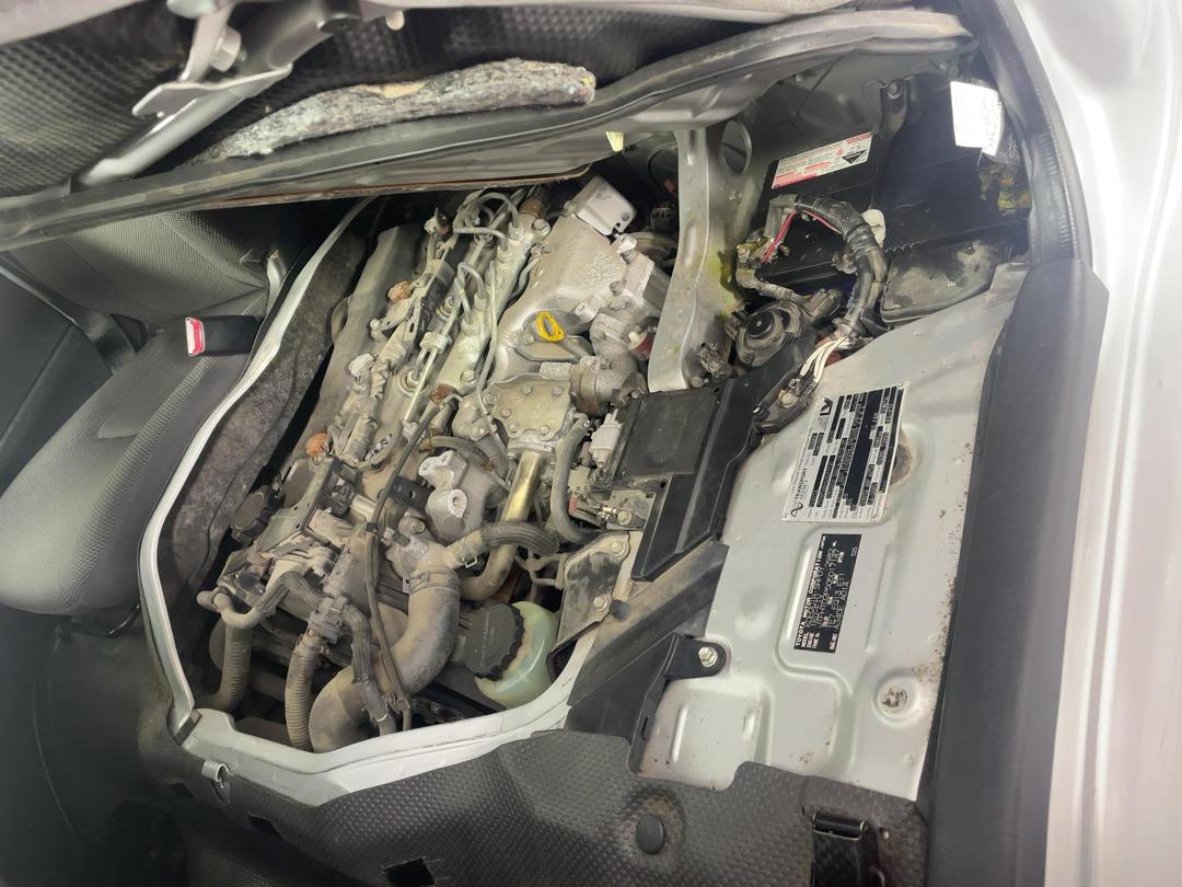Photo '13' of Toyota Hiace