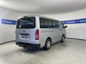 Photo '7' of Toyota Hiace