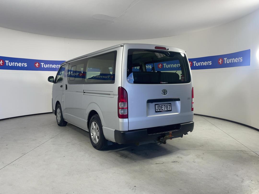 Photo '5' of Toyota Hiace