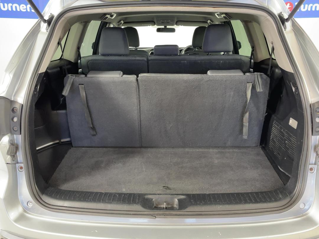 Photo '14' of Toyota Highlander