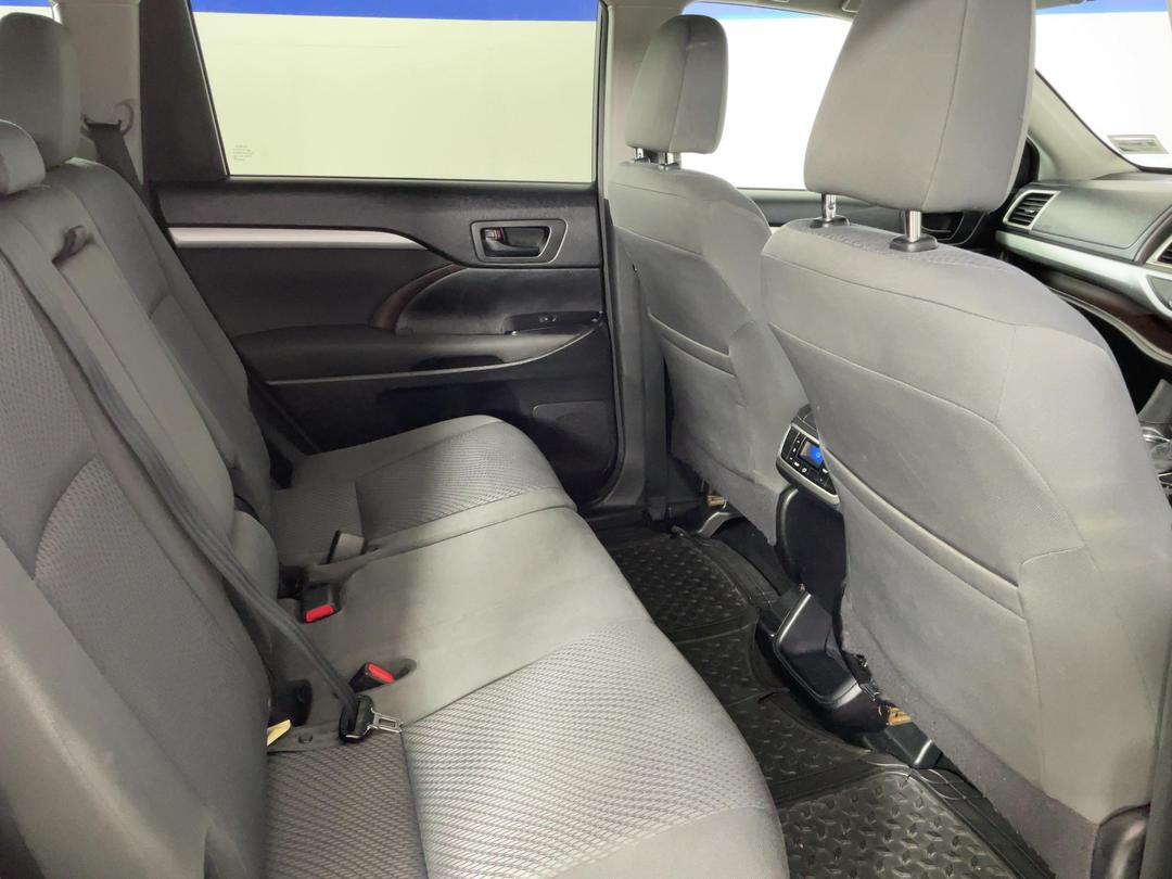 Photo '20' of Toyota Highlander