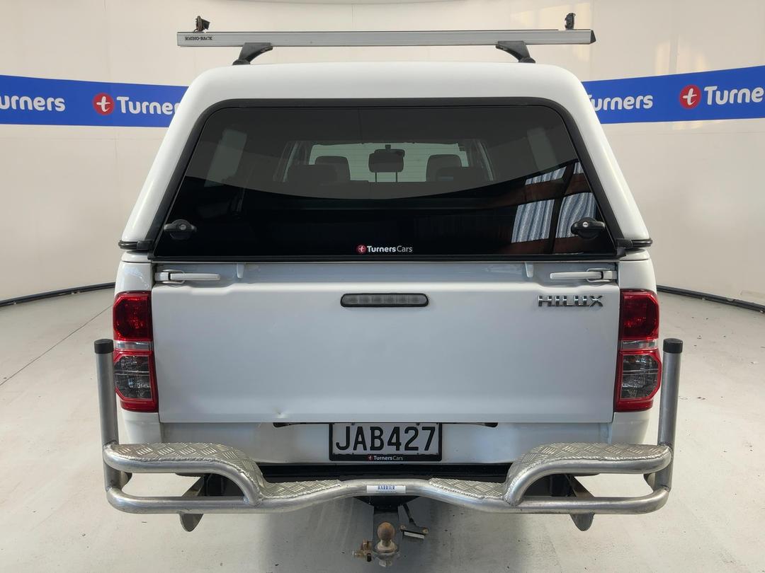 Photo '6' of Toyota Hilux