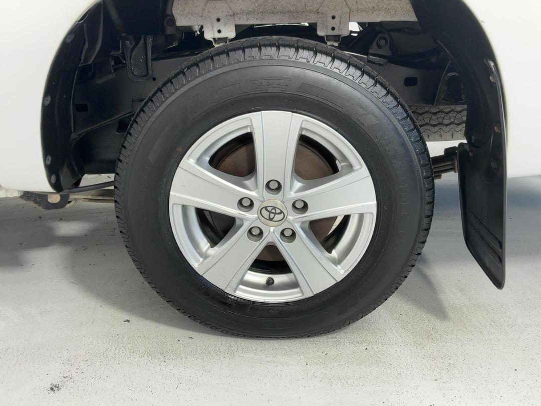 Photo '11' of Toyota Hilux
